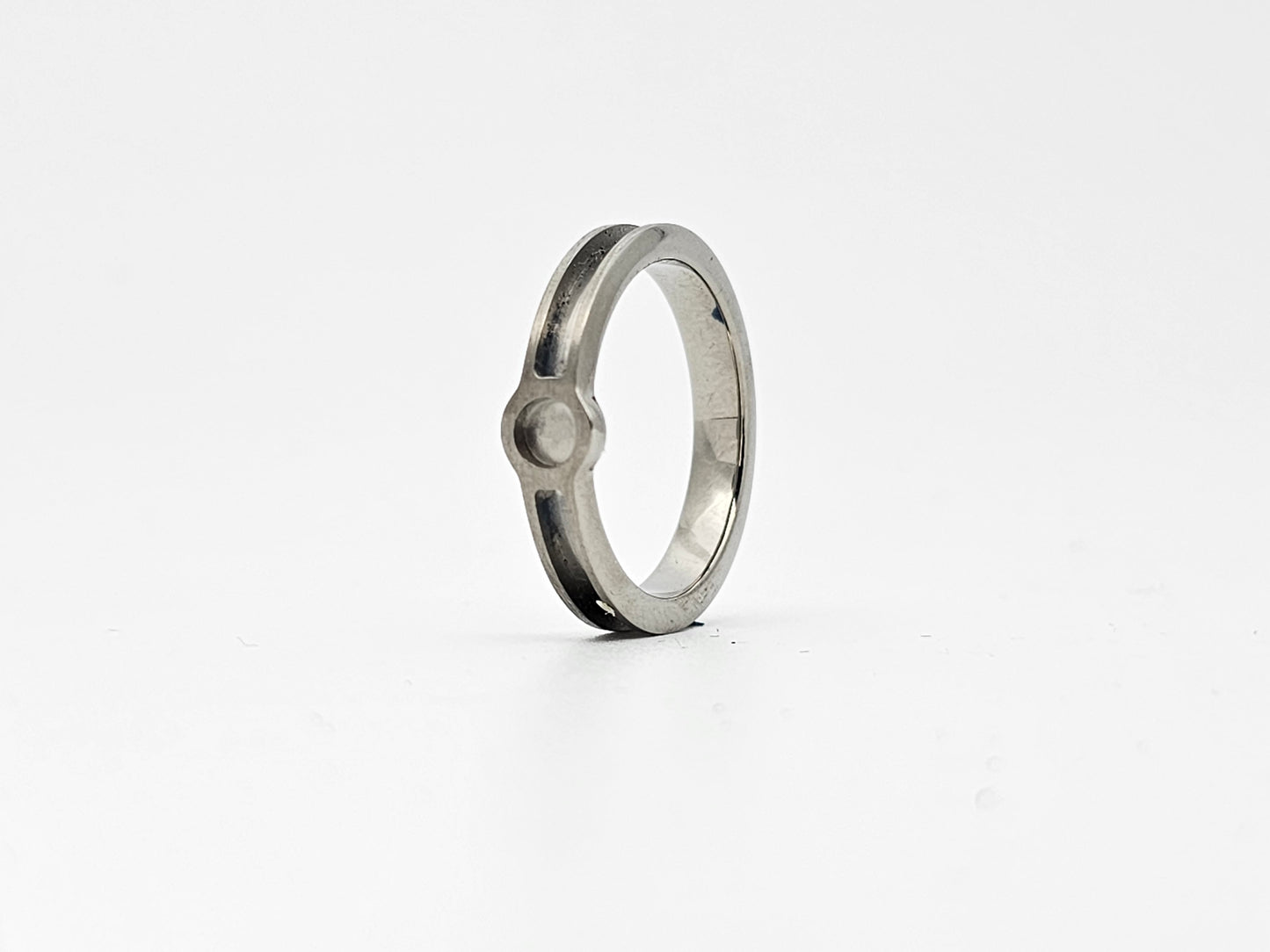 Titanium - Cup and Channel Ring Blank - 4/2/4 - Bentwood Ring Supplies